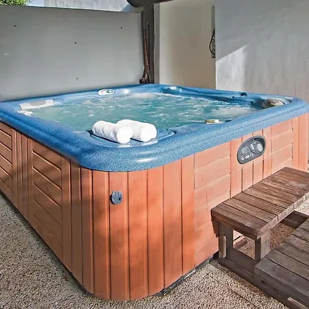 Villa Puerto Del Carmen Sleeps 8 Air Con Wifi Puerto del Carmen (Lanzarote)